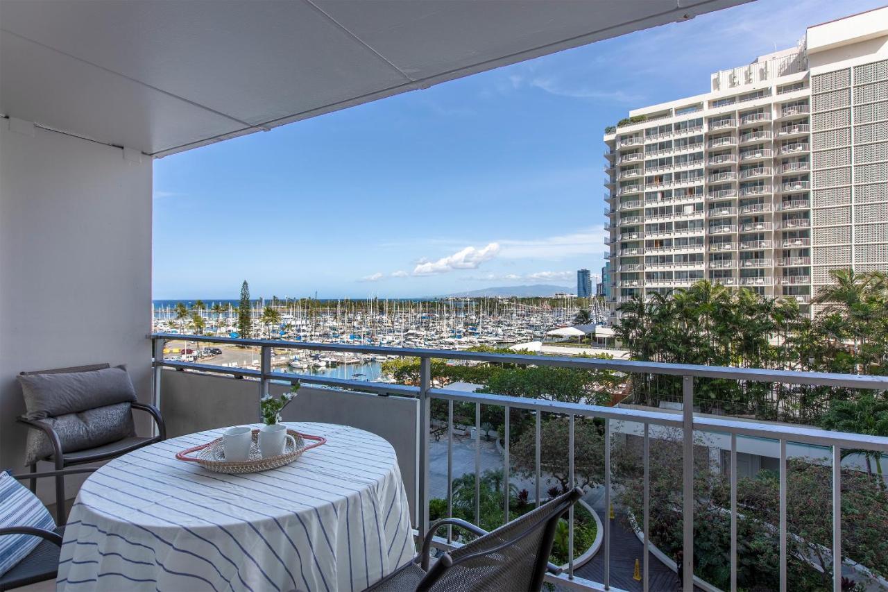@ Marbella Lane - Oceanview Suite Steps To Beach ホノルル エクステリア 写真